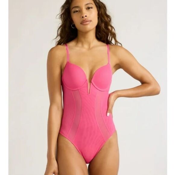 Sofia Shapewear Mesh Bodysuit Pink Bodysuit Sz Small - Picture 1 of 9